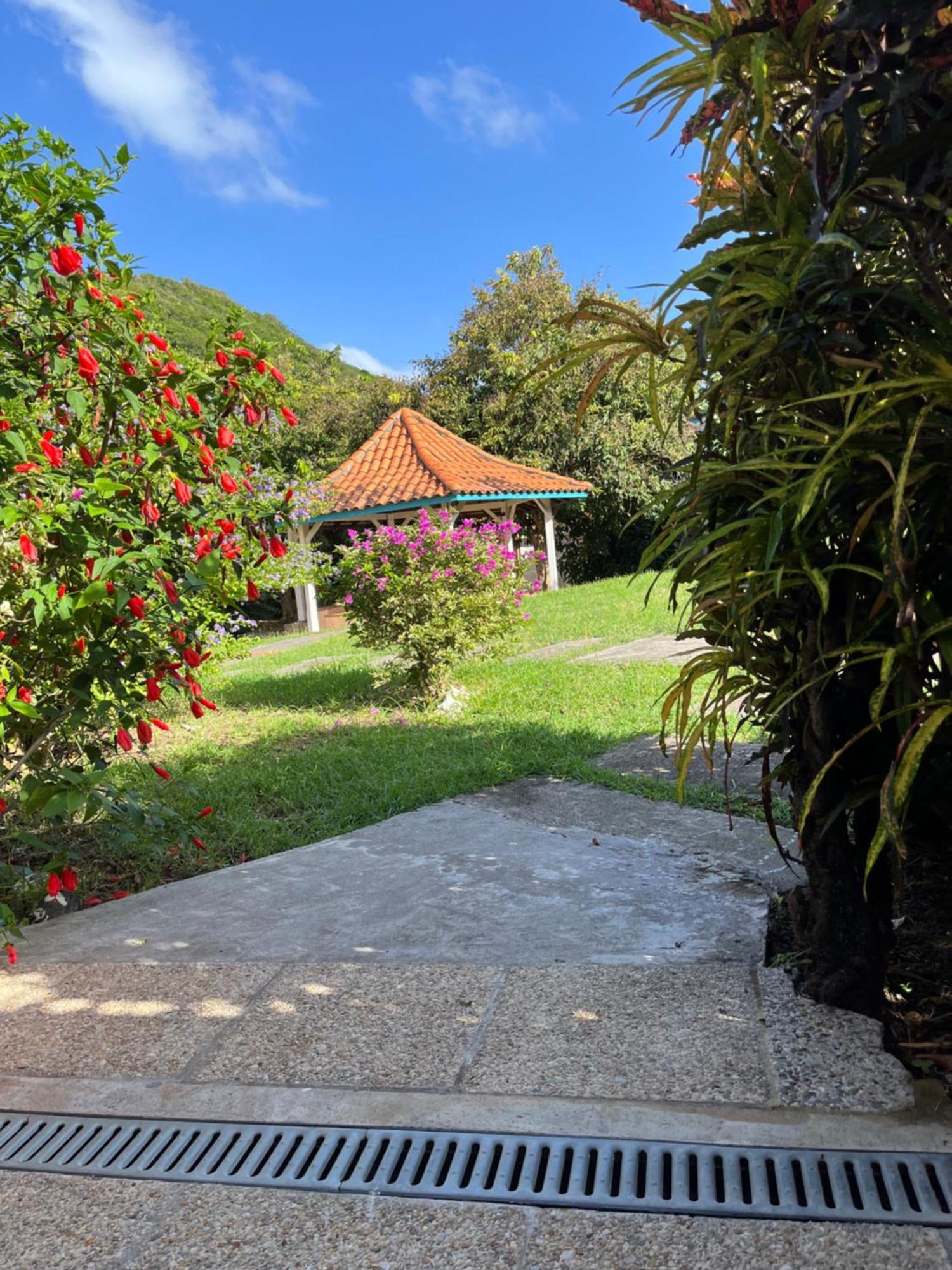 Alpinia Apartment Sainte-Anne Bagian luar foto